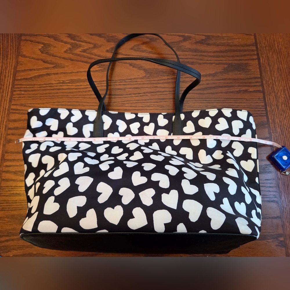 kate spade Black and White Heart-Print Tote - Picture 5 of 10